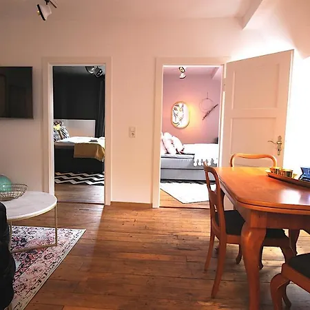 The George - Boutique Style Homestay Wurzburg