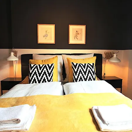The George - Boutique Style *