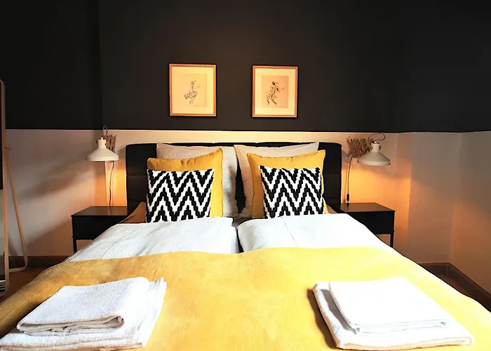 The George - Boutique Style *